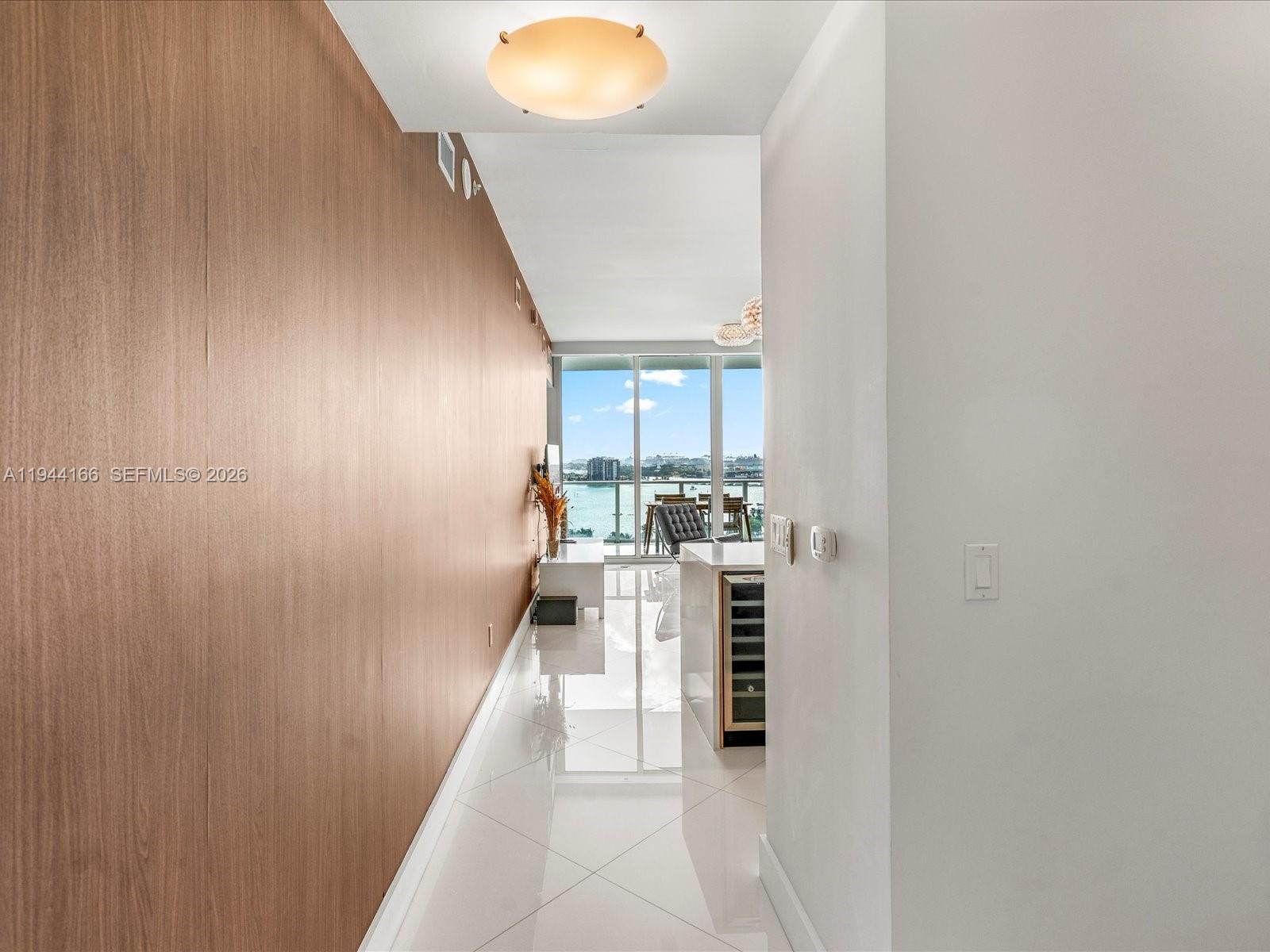 PARAMOUNT BAY CONDO - Residential