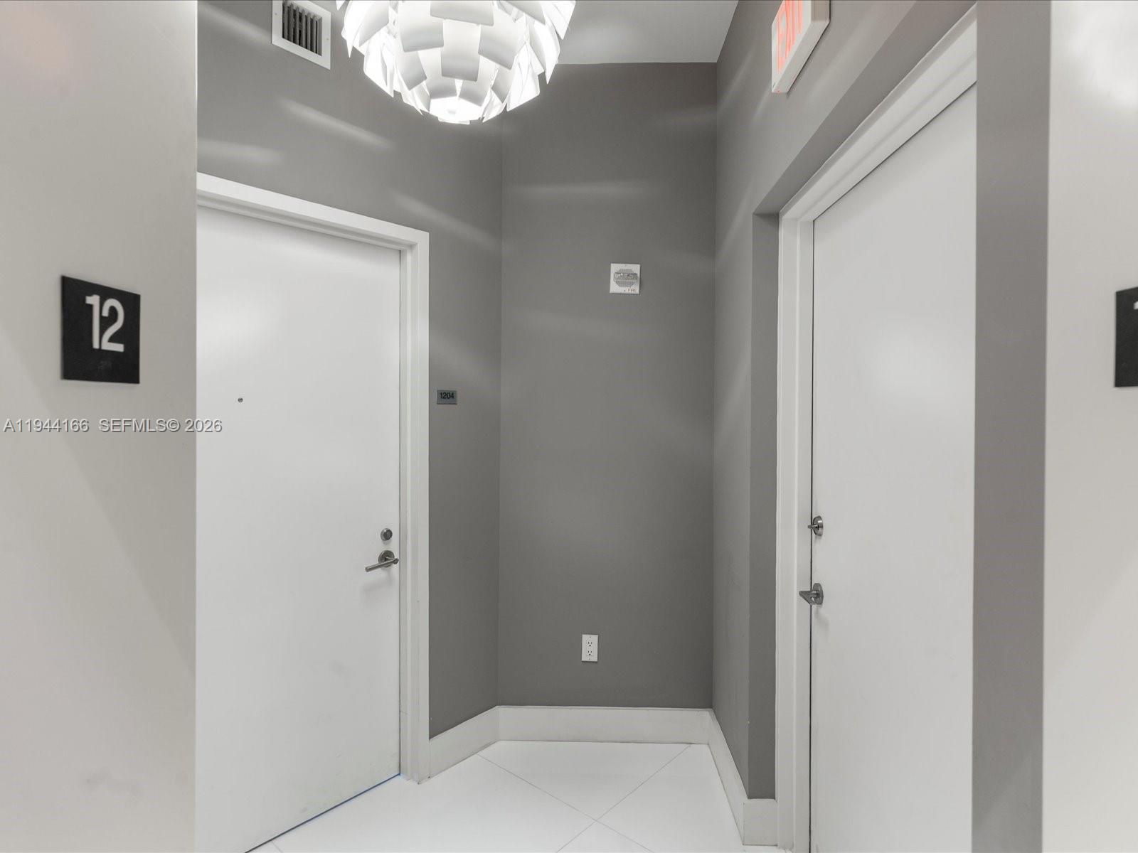 PARAMOUNT BAY CONDO - Residential