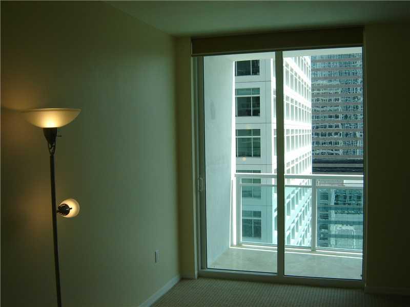 THE PLAZA - Residential Lease