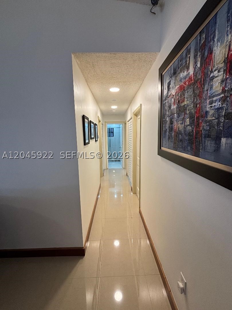 CAMBRIDGE ESTATES - Residential Lease