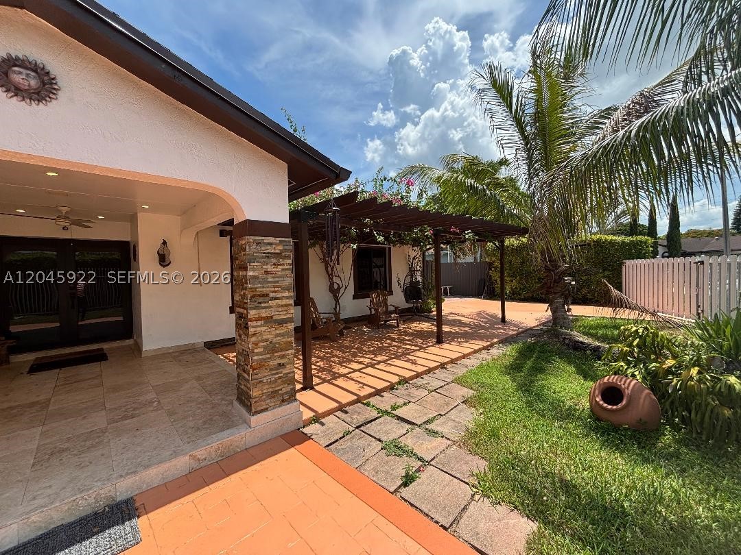 CAMBRIDGE ESTATES - Residential Lease