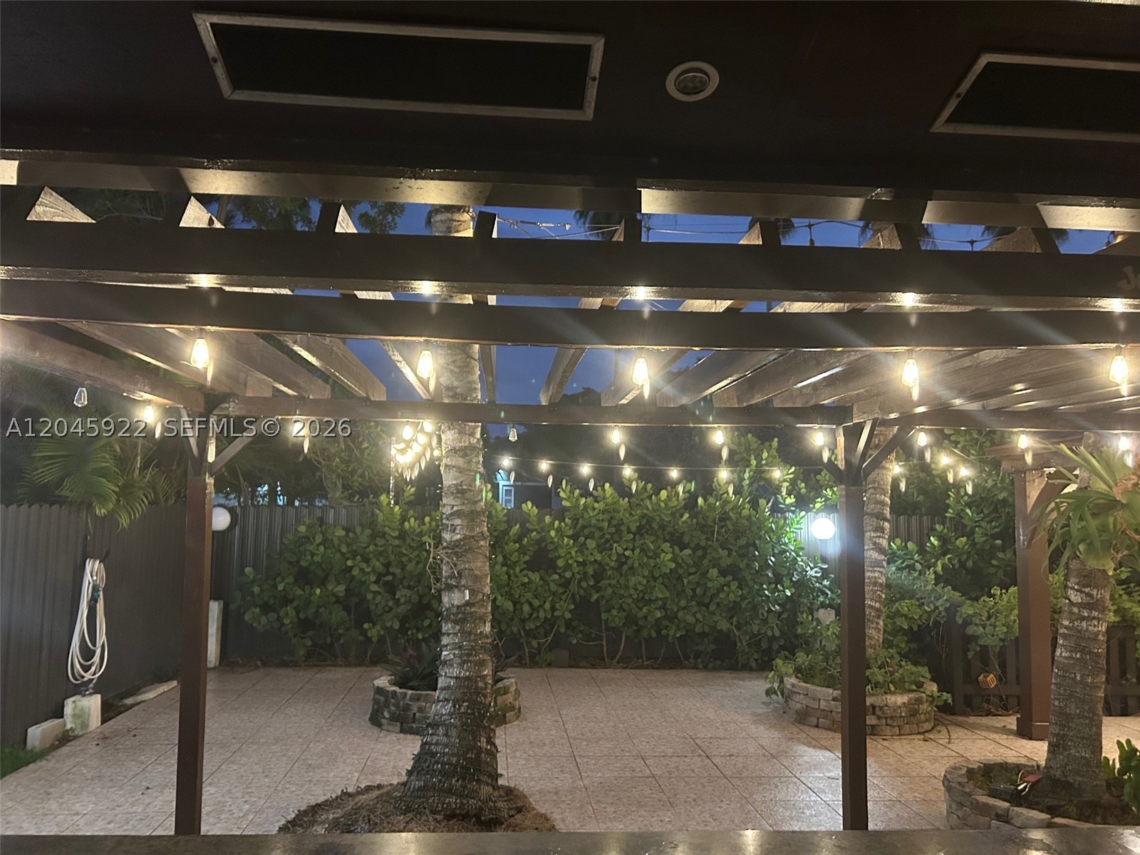 CAMBRIDGE ESTATES - Residential Lease