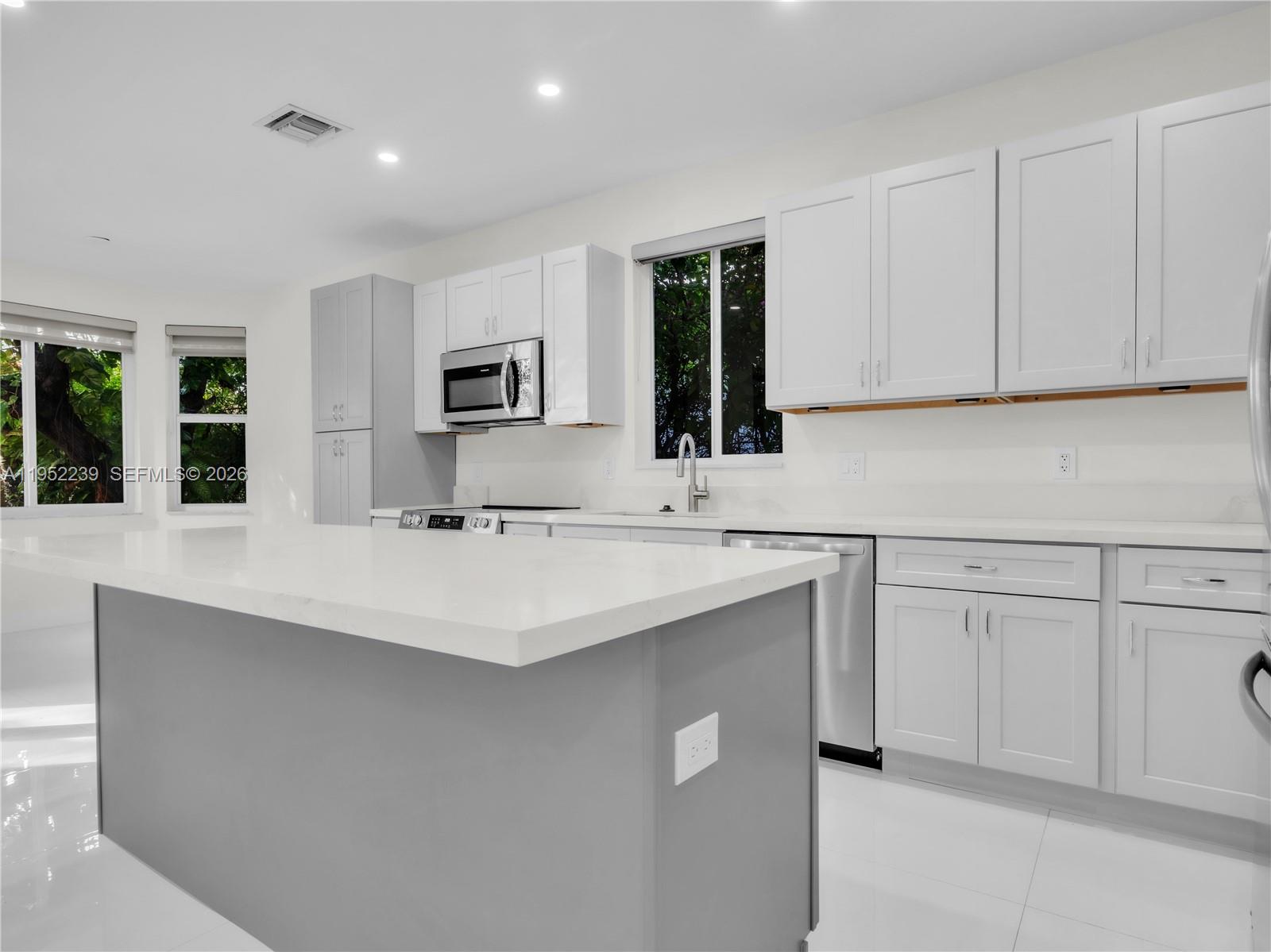 SIGNATURE GARDENS SUB - Residential