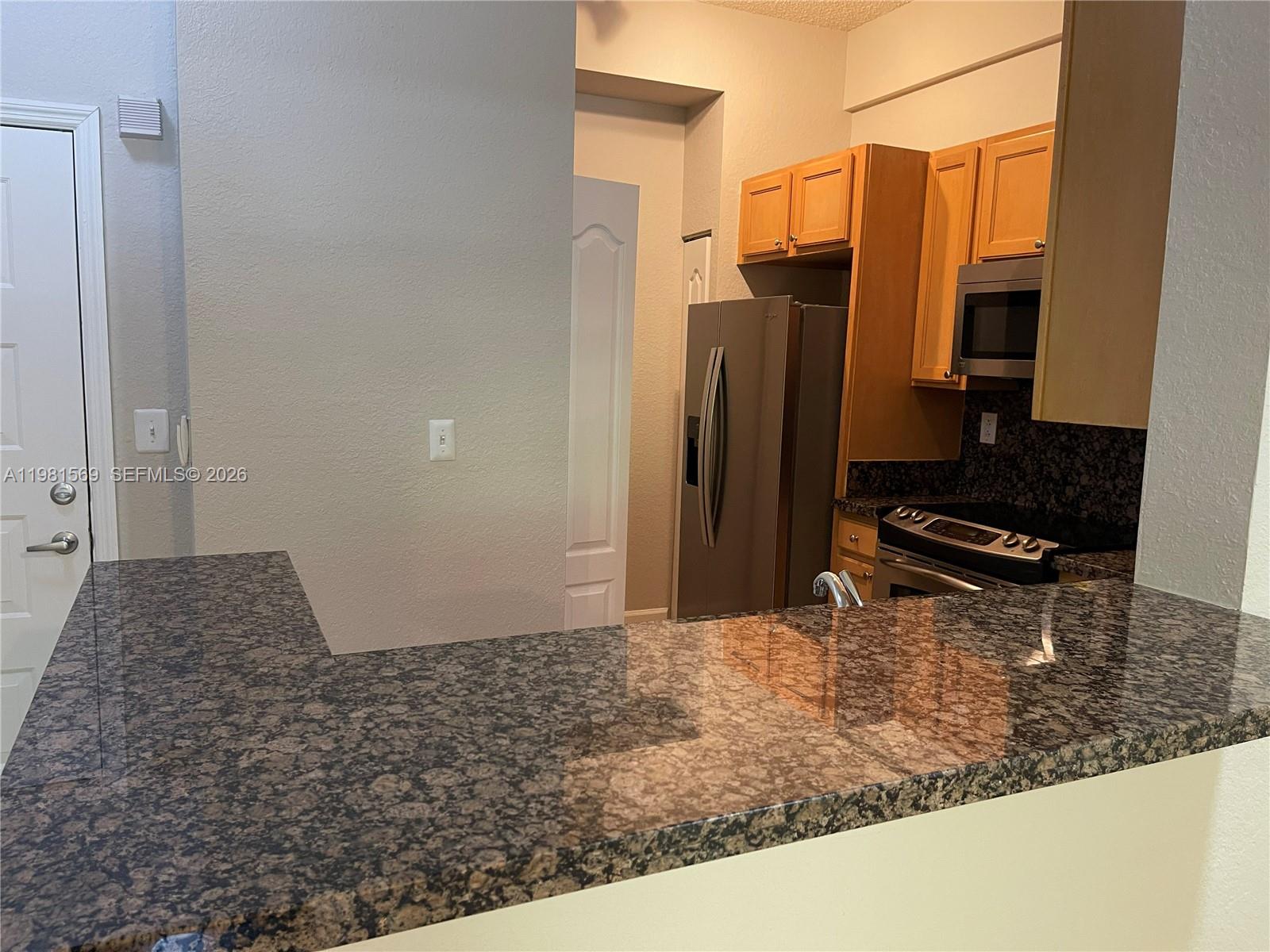 VALENCIA CONDO - Residential
