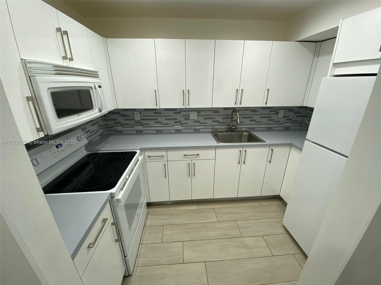 SUNSET VILLAS NO 3 CONDO - Residential Lease