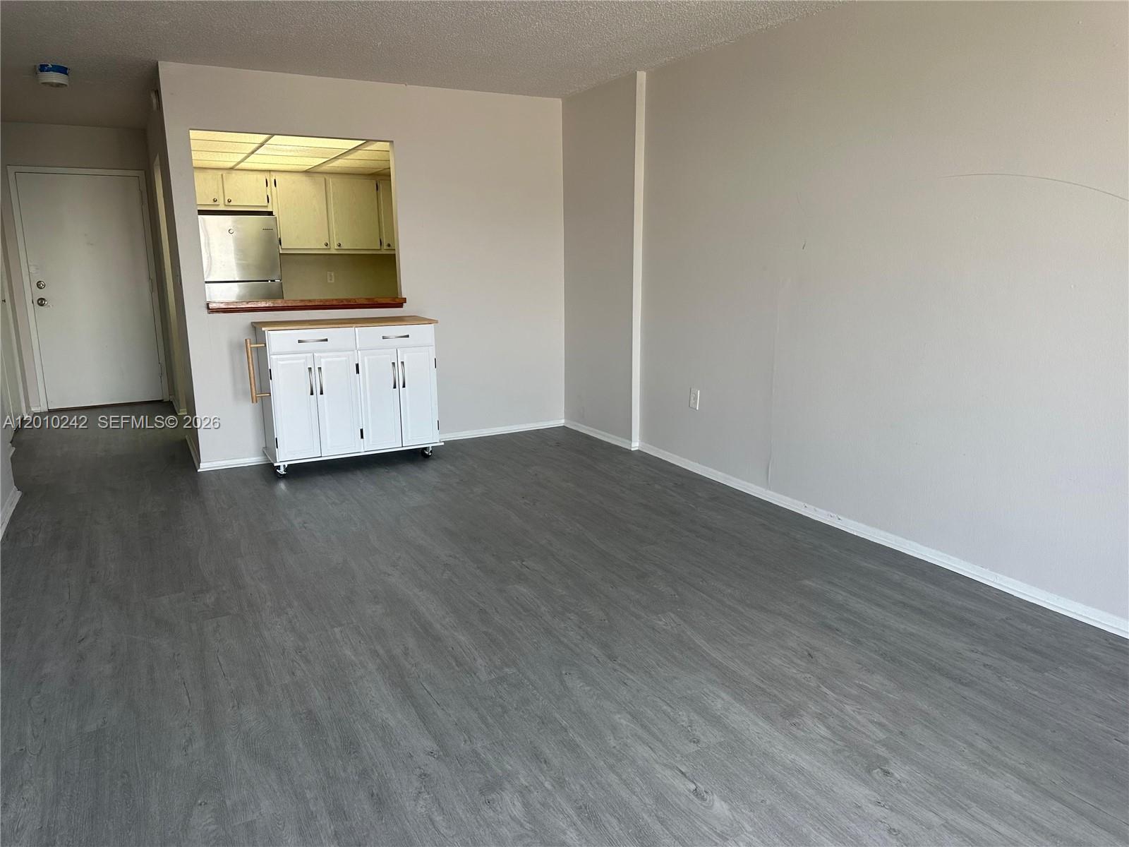 WOODSIDE APTS CONDO - Residential