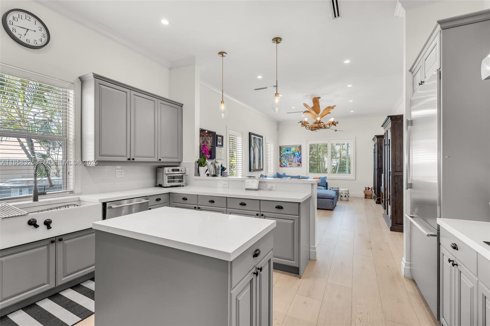BISCAYNE KEY ESTATES - Residential