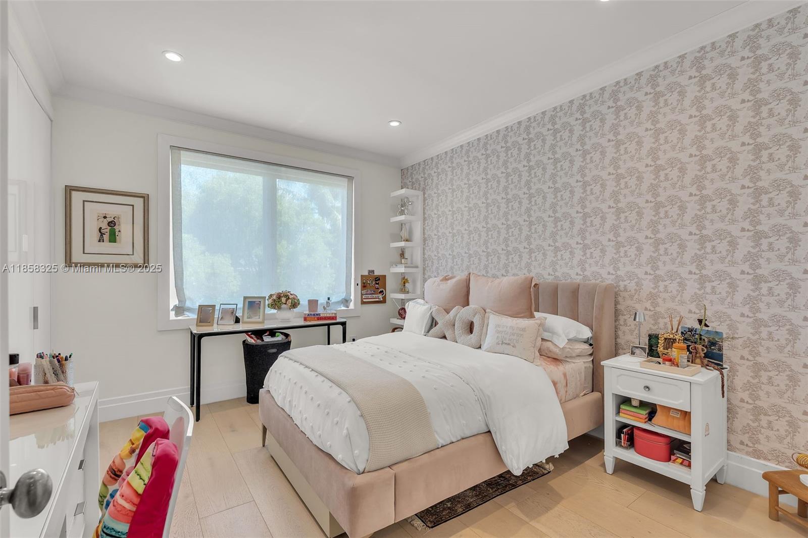 BISCAYNE KEY ESTATES - Residential