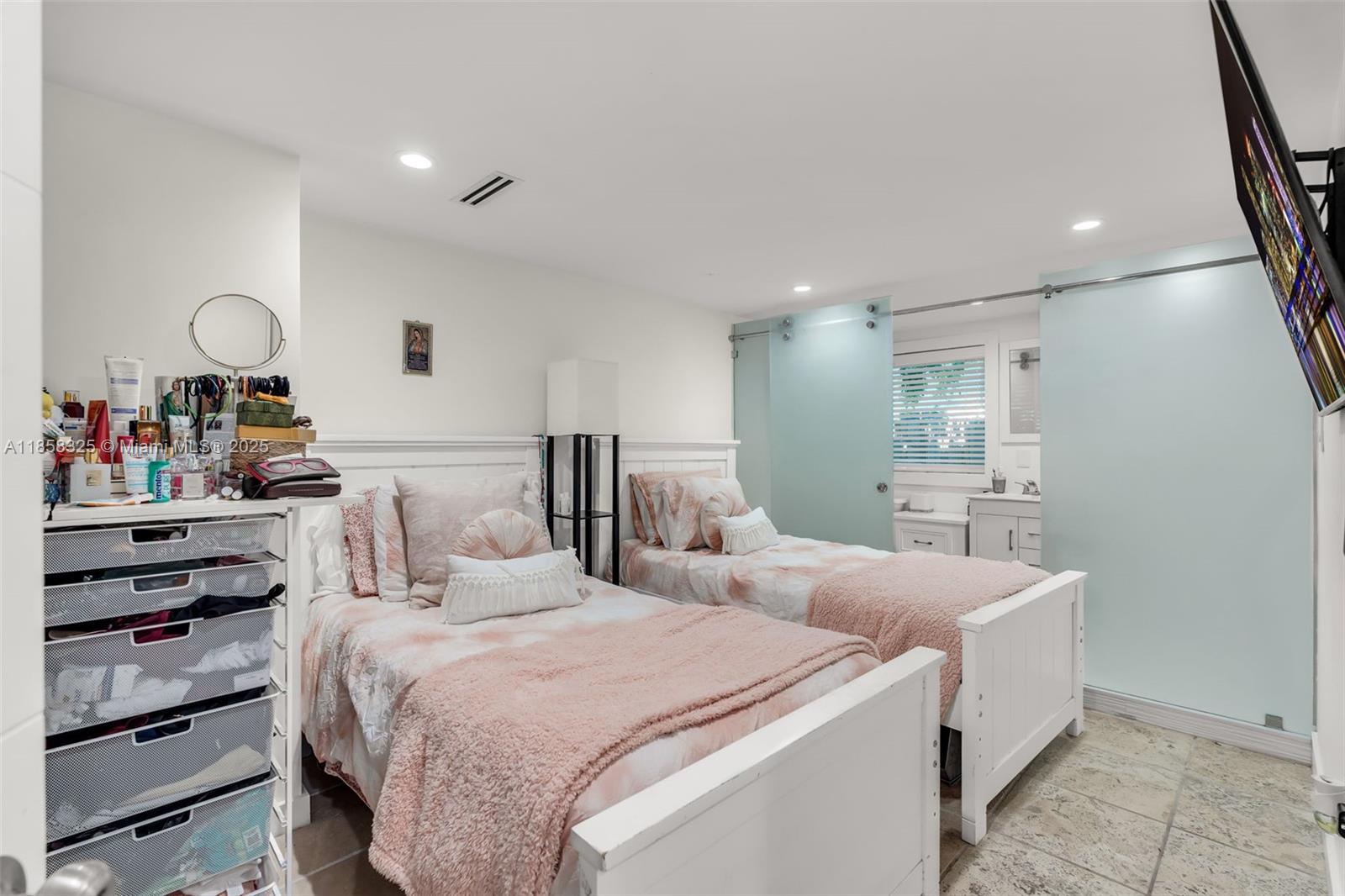 BISCAYNE KEY ESTATES - Residential