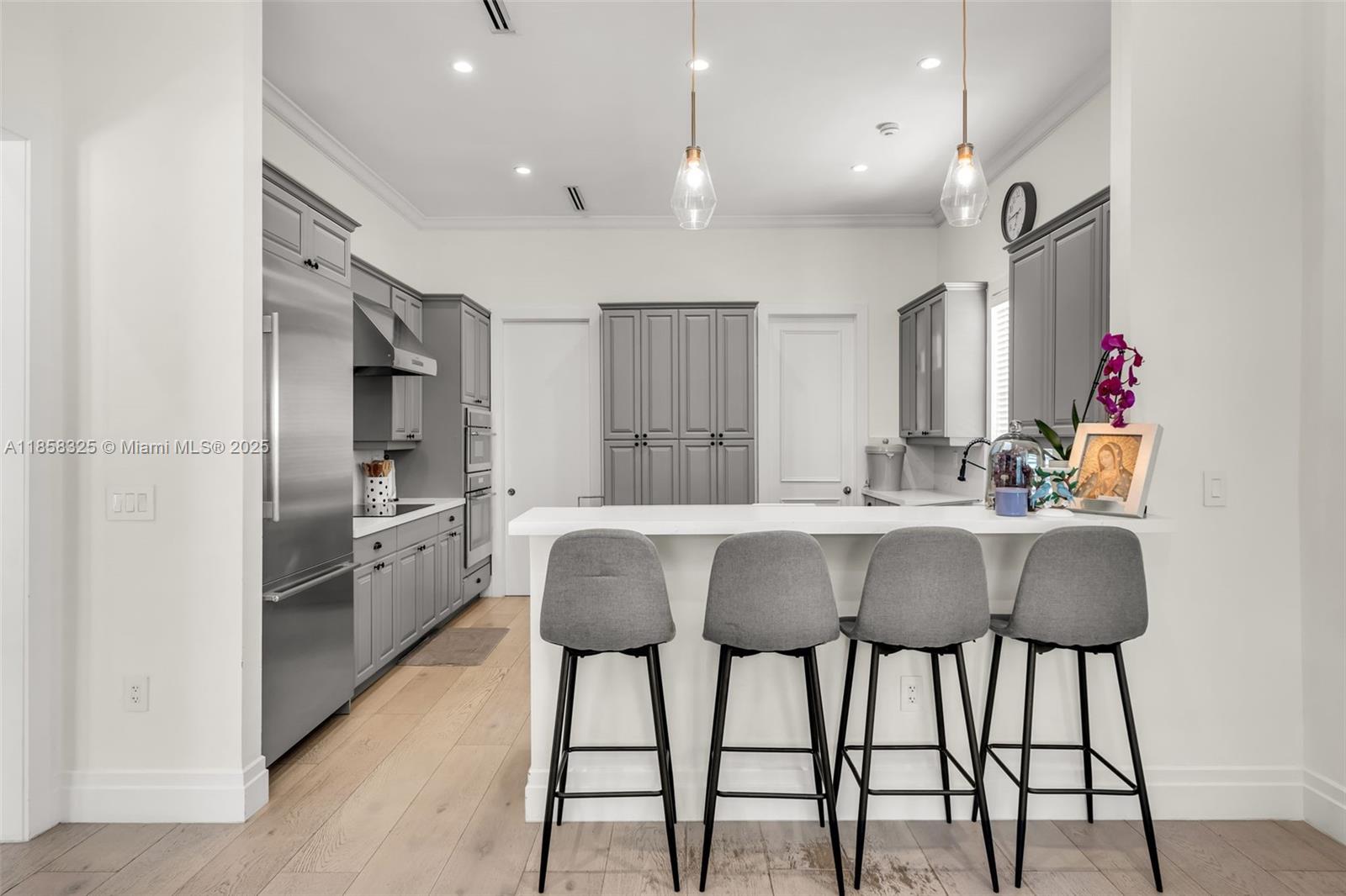 BISCAYNE KEY ESTATES - Residential