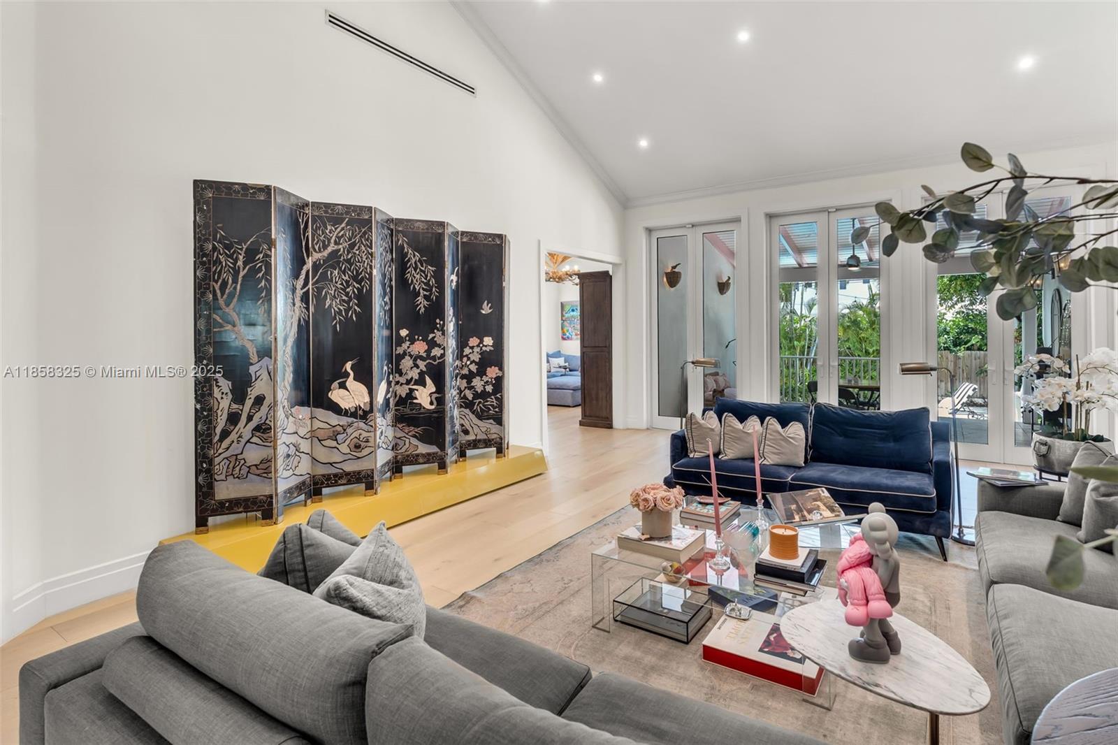 BISCAYNE KEY ESTATES - Residential