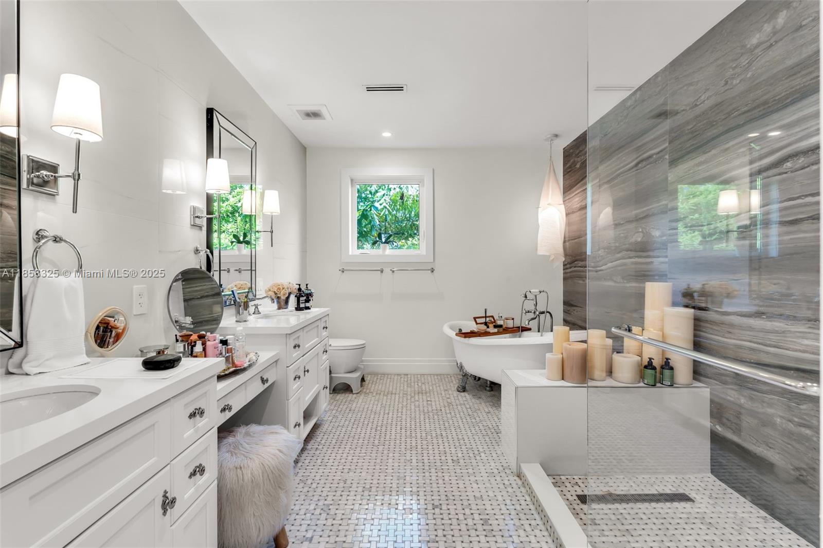 BISCAYNE KEY ESTATES - Residential