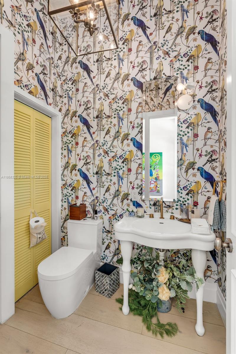 BISCAYNE KEY ESTATES - Residential