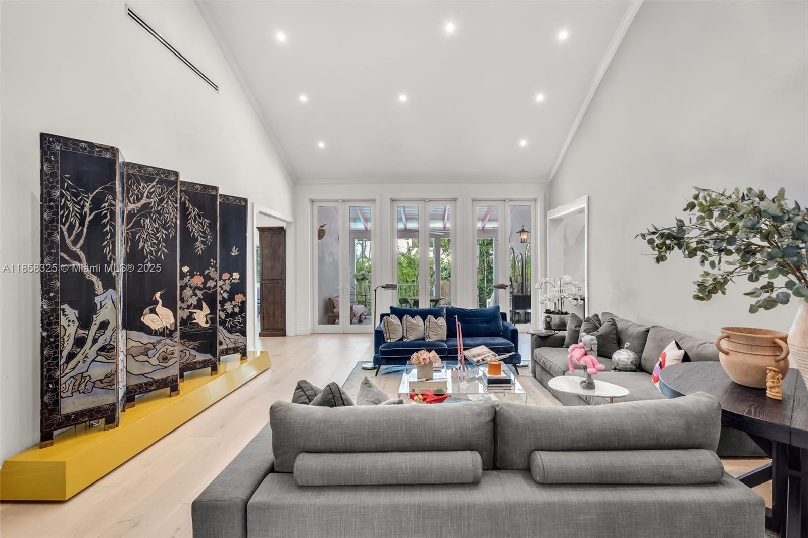 BISCAYNE KEY ESTATES - Residential