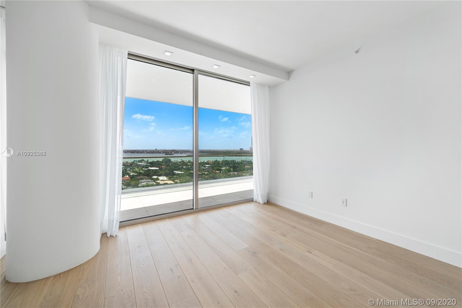 OCEANA BAL HARBOUR CONDO - Residential