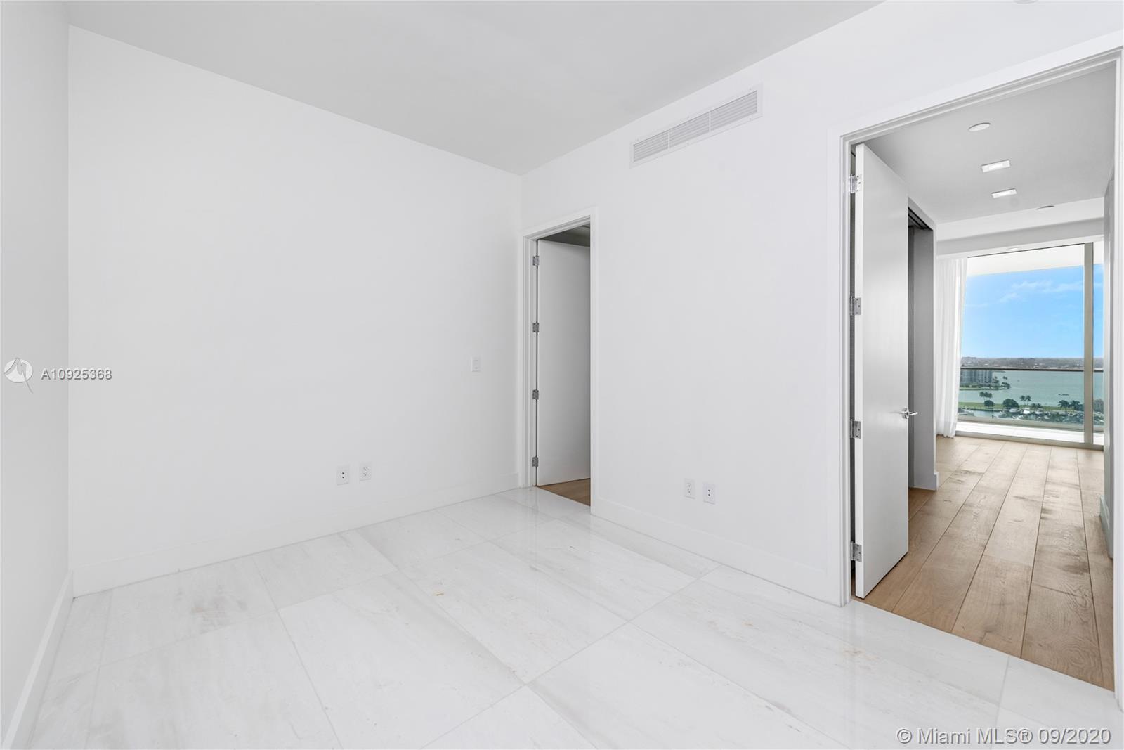 OCEANA BAL HARBOUR CONDO - Residential