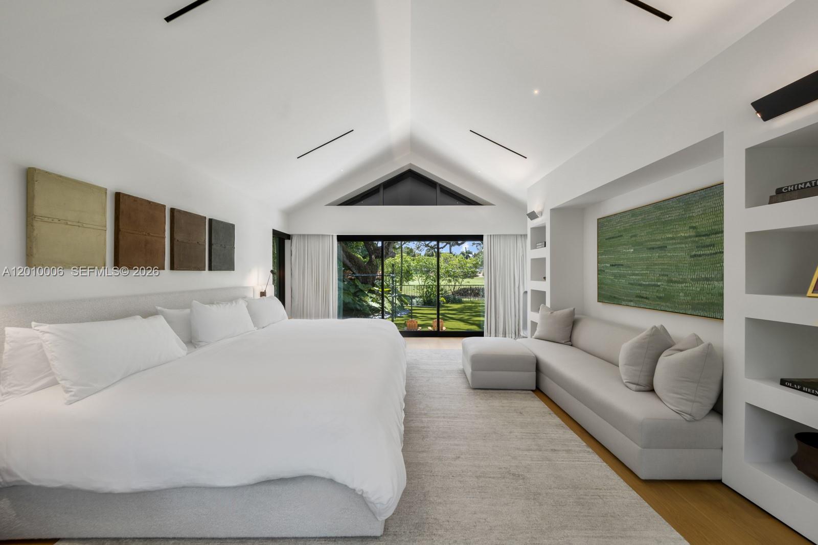 CORAL GABLES COUNTRY CLUB - Residential