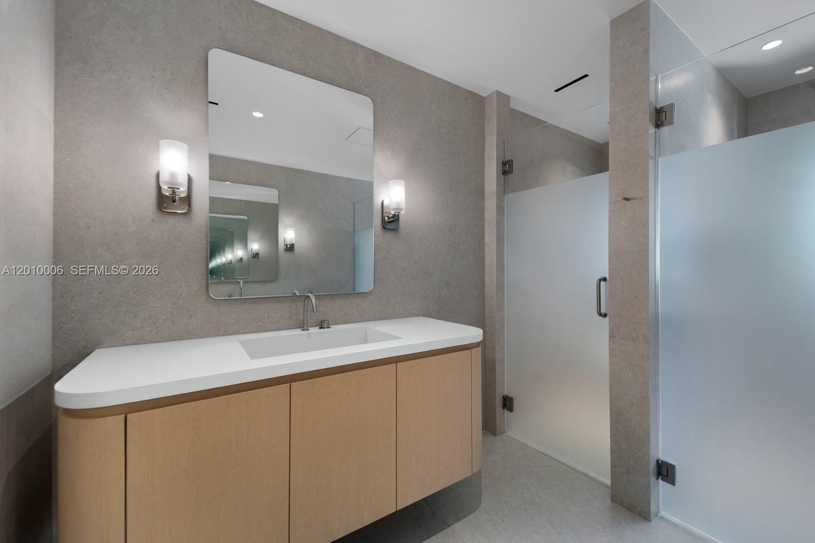 CORAL GABLES COUNTRY CLUB - Residential