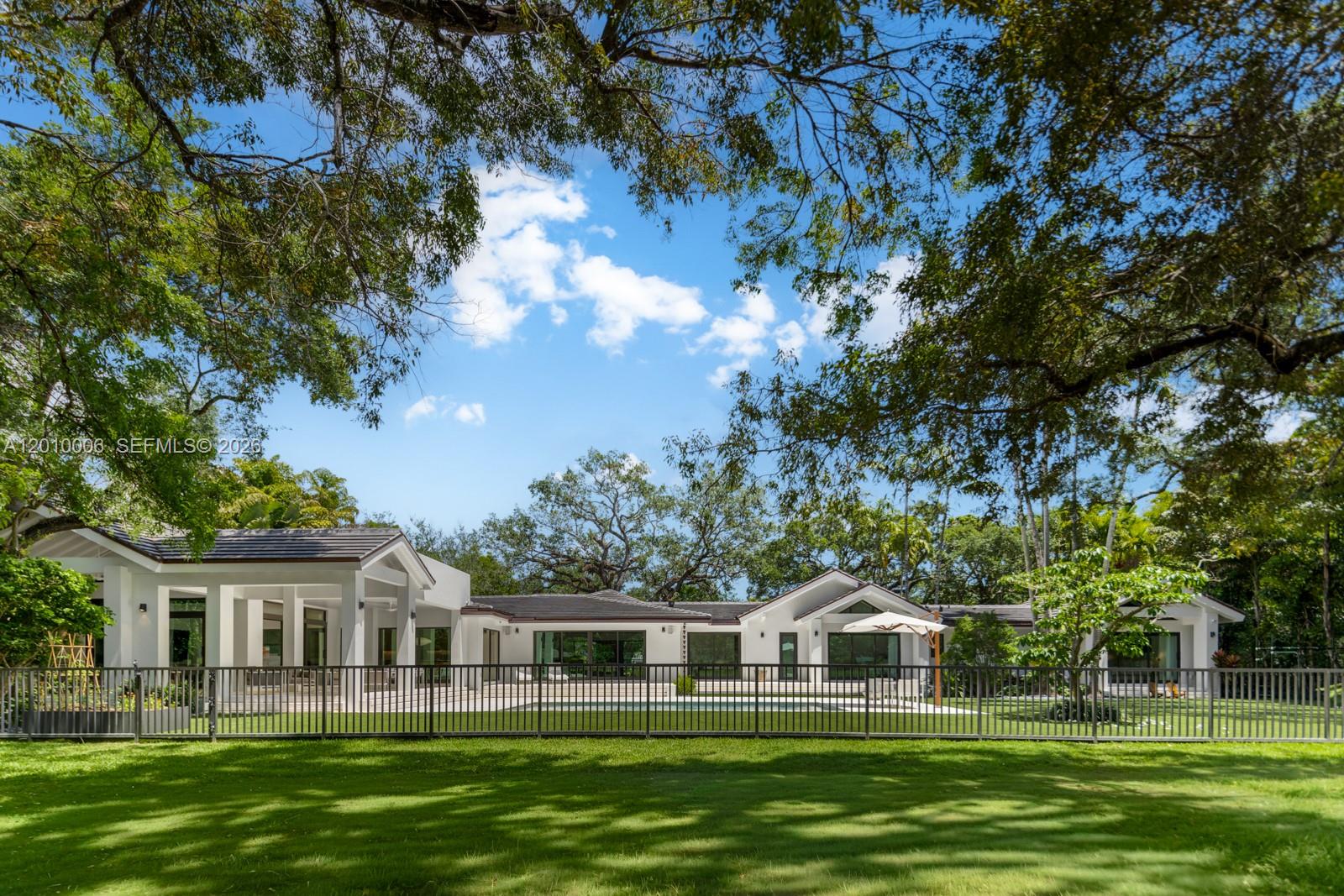 CORAL GABLES COUNTRY CLUB - Residential