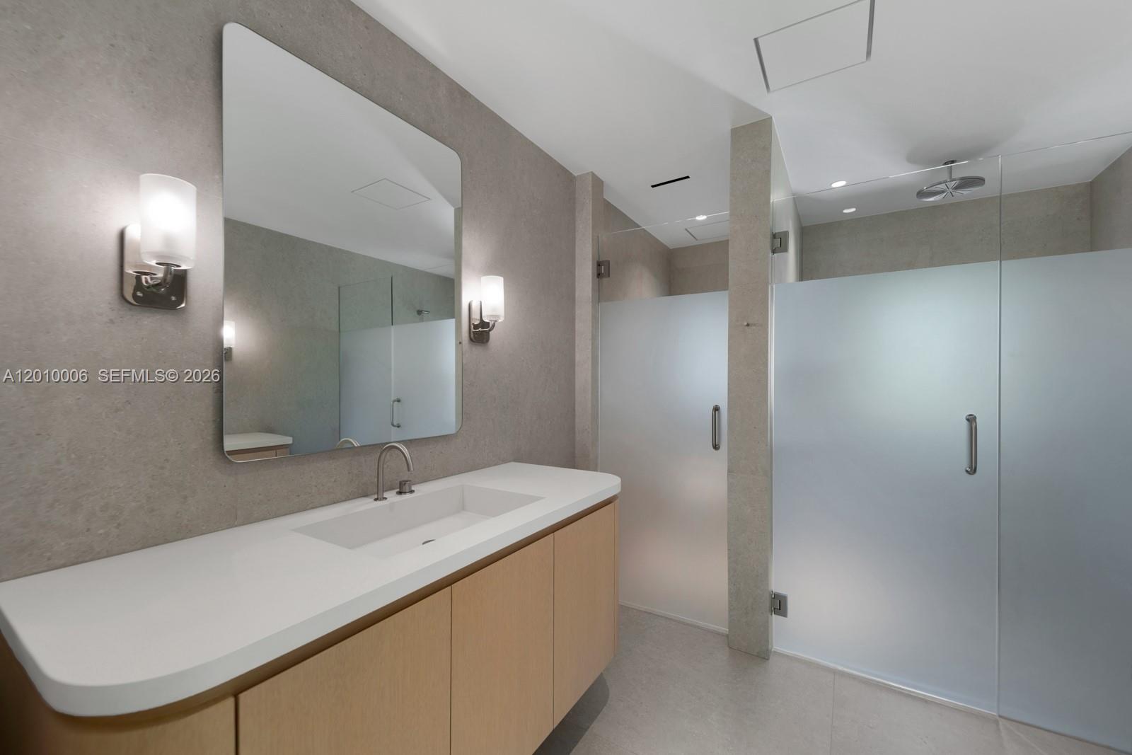 CORAL GABLES COUNTRY CLUB - Residential