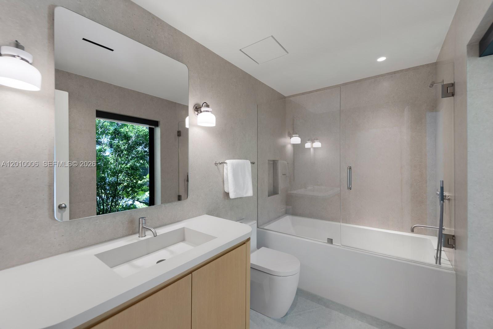 CORAL GABLES COUNTRY CLUB - Residential