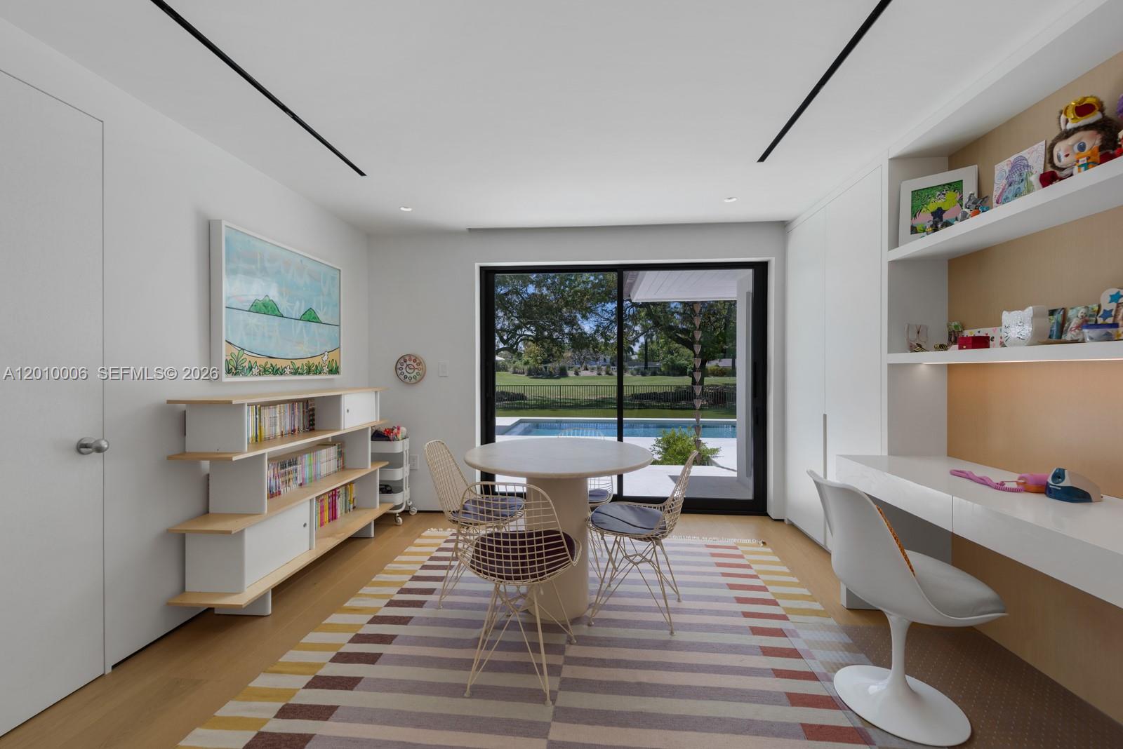 CORAL GABLES COUNTRY CLUB - Residential