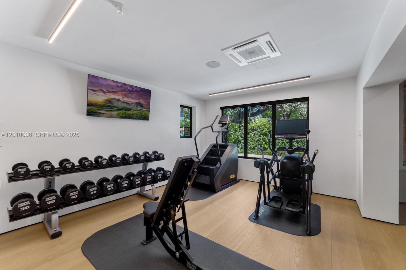 CORAL GABLES COUNTRY CLUB - Residential