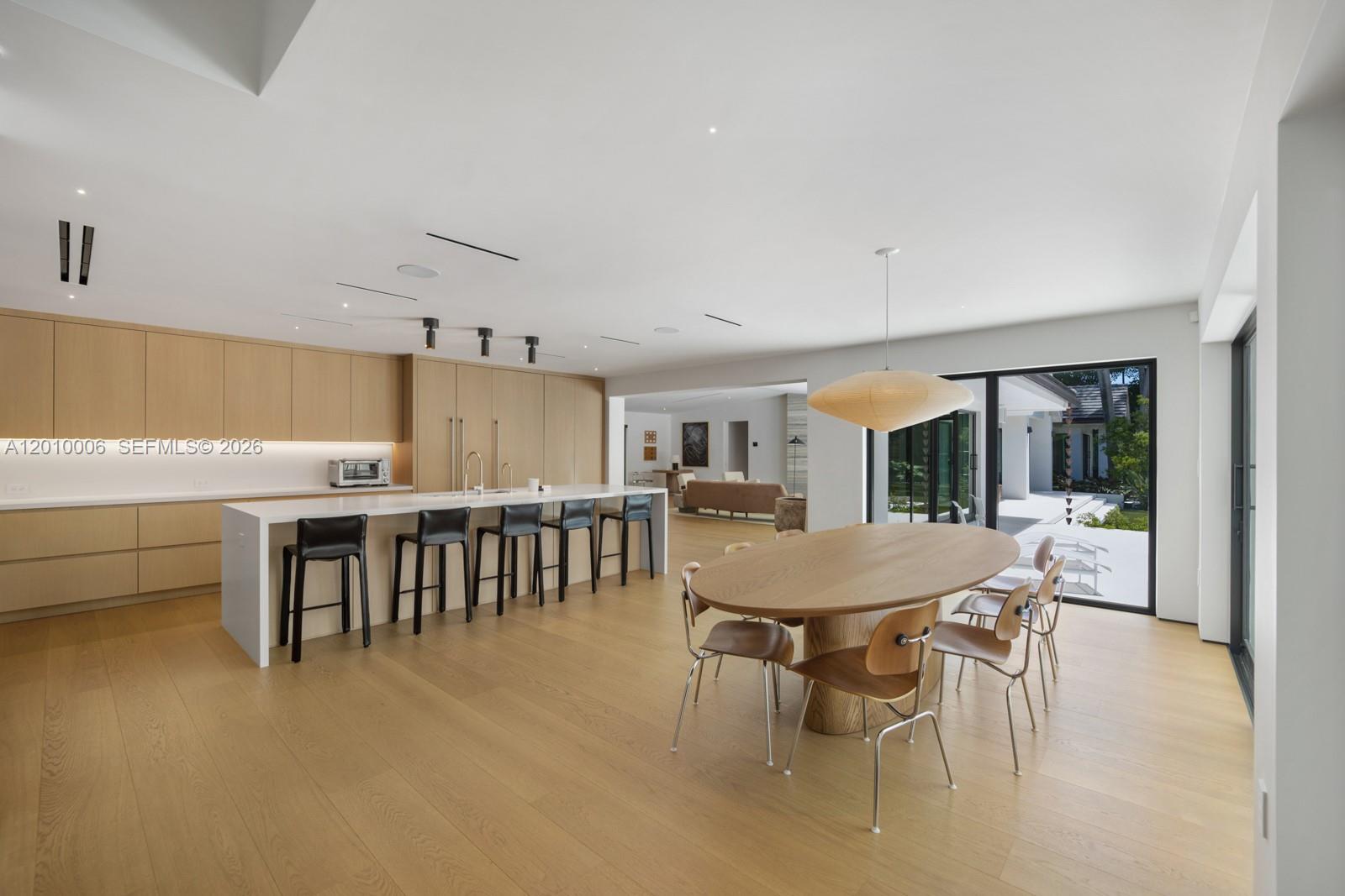 CORAL GABLES COUNTRY CLUB - Residential