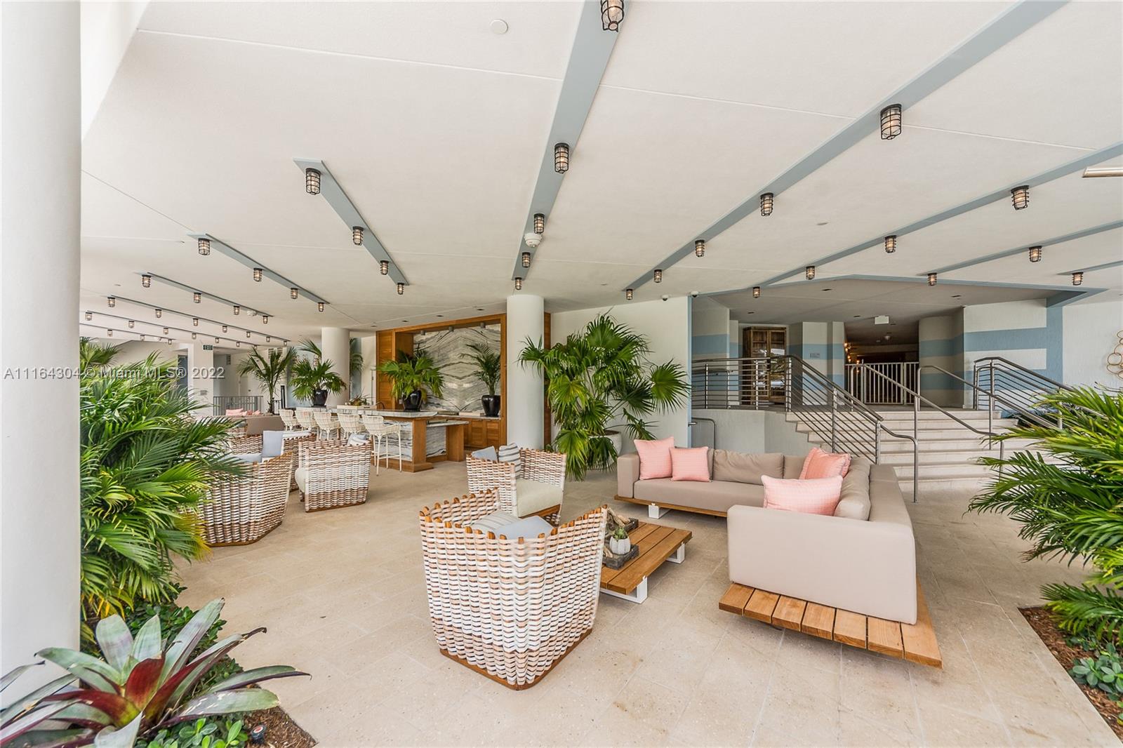 BISCAYNE BEACH CONDO - Residential
