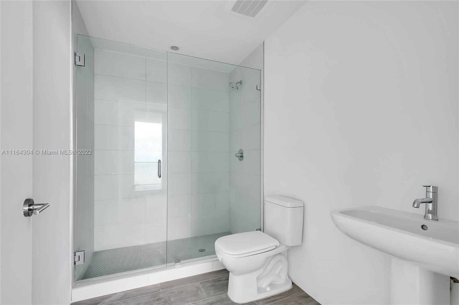 BISCAYNE BEACH CONDO - Residential