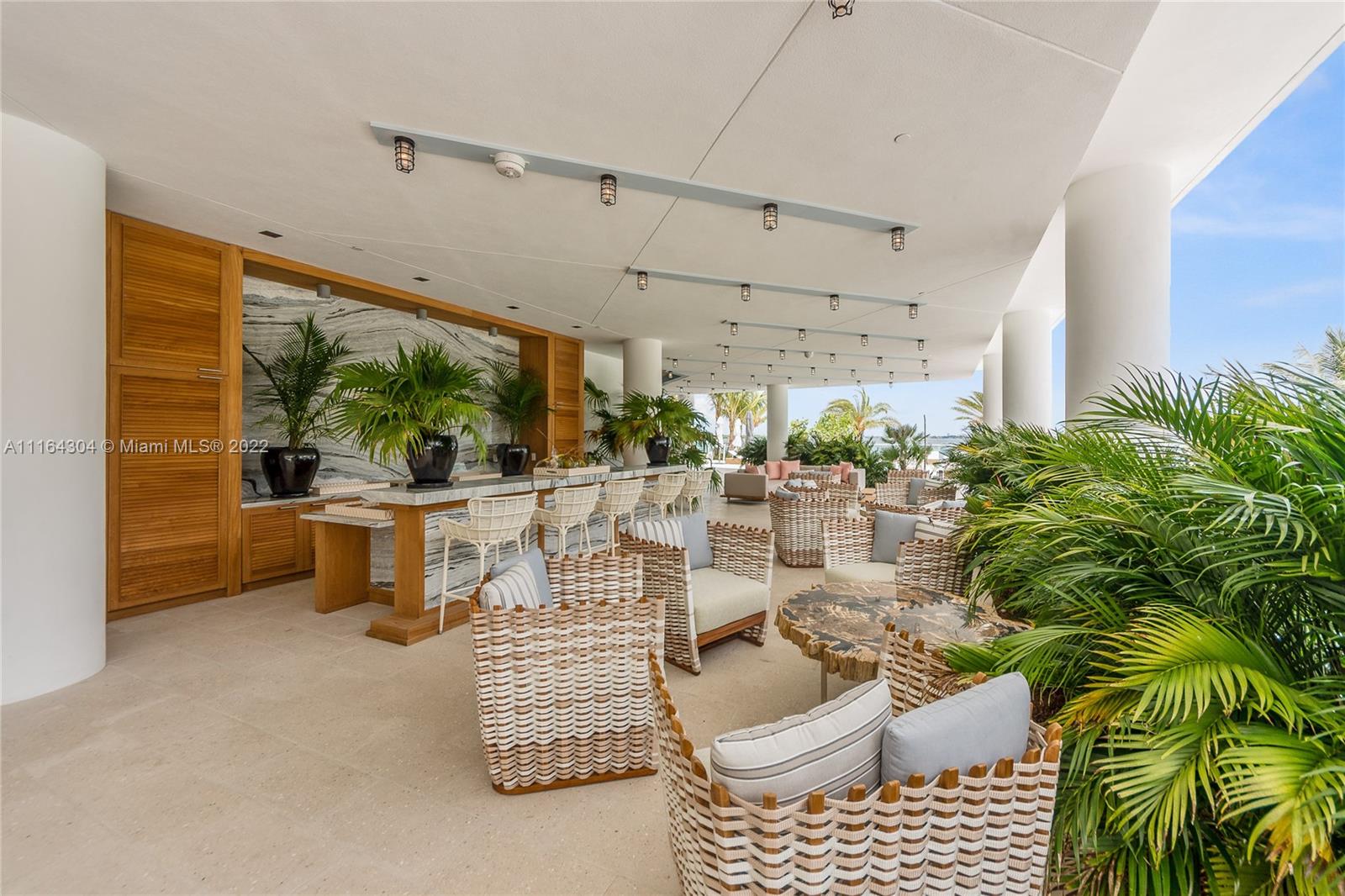 BISCAYNE BEACH CONDO - Residential