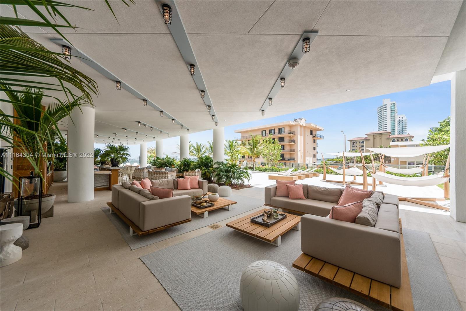 BISCAYNE BEACH CONDO - Residential