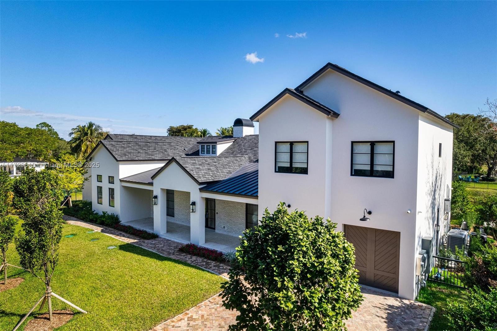 KENDALL PARK ESTATES - Residential