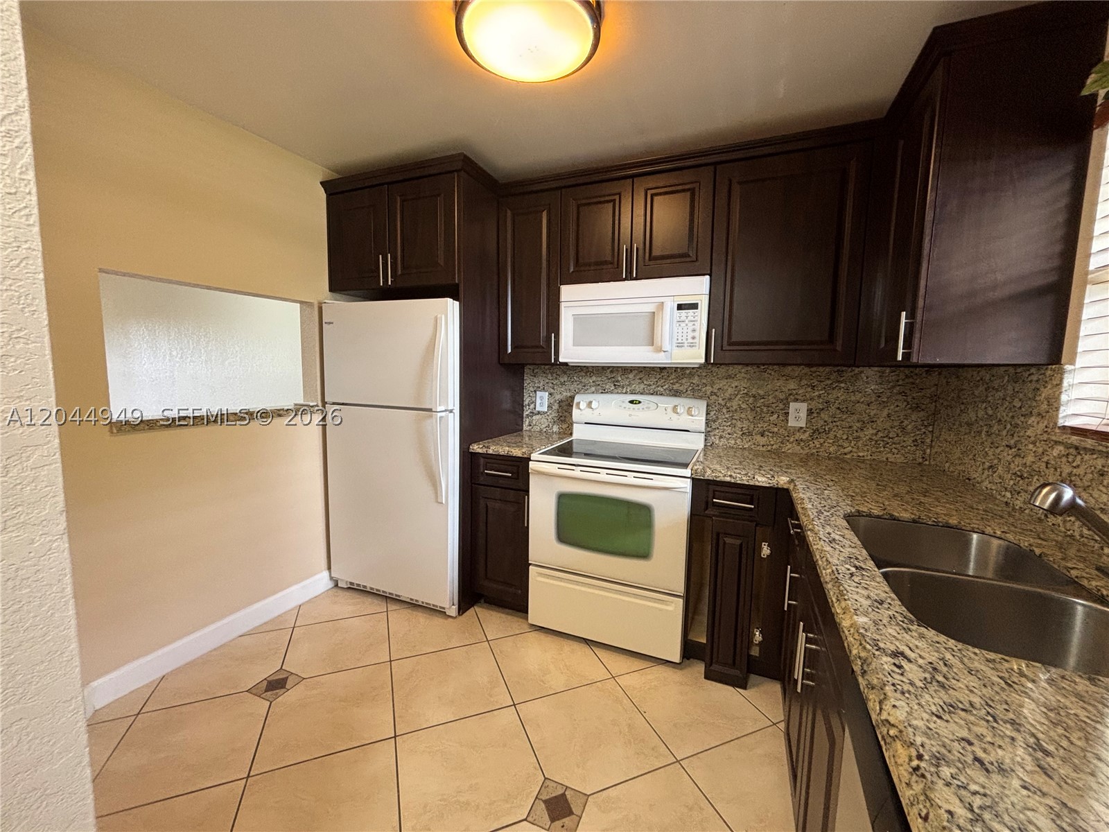 WOODS AT BOCA DEL MAR CON - Residential Lease