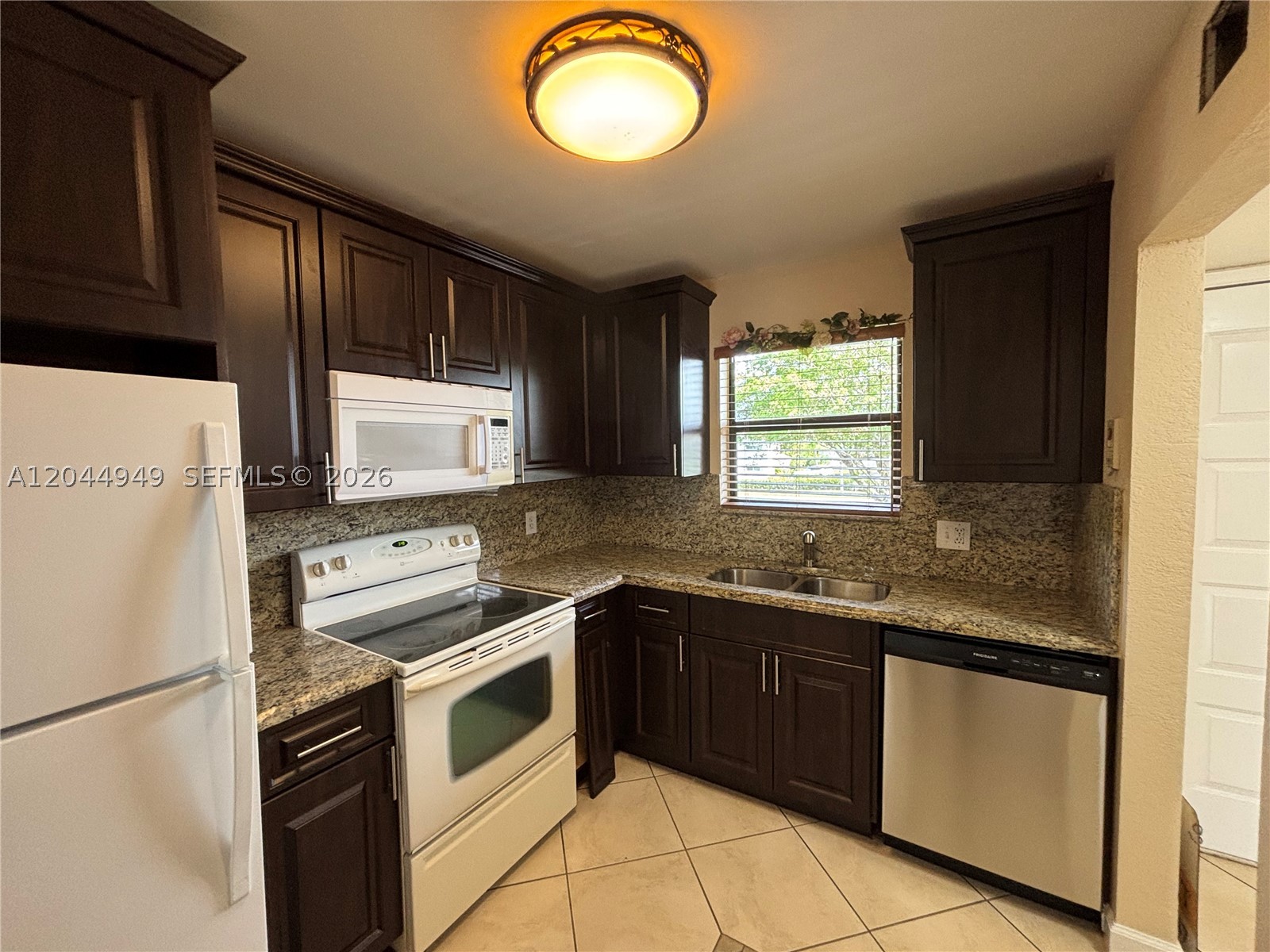 WOODS AT BOCA DEL MAR CON - Residential Lease