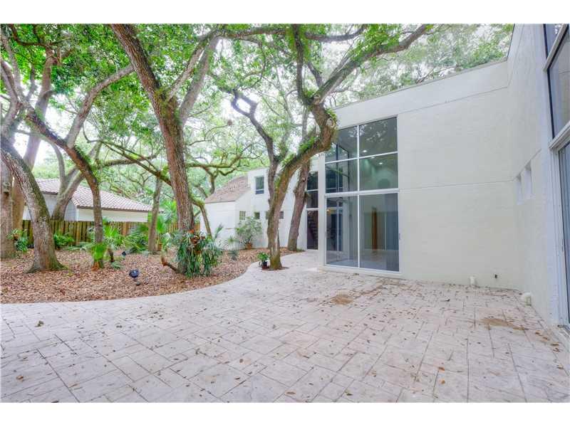 MCKEAN OAKS - Residential