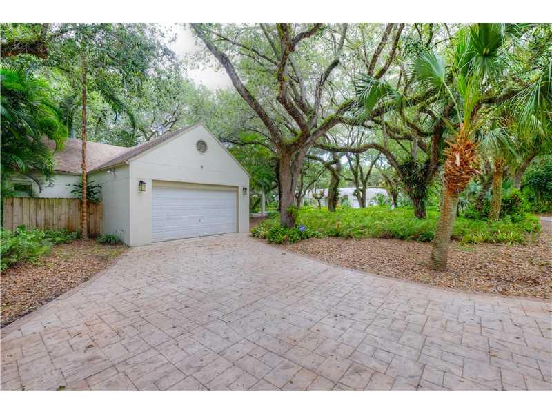 MCKEAN OAKS - Residential