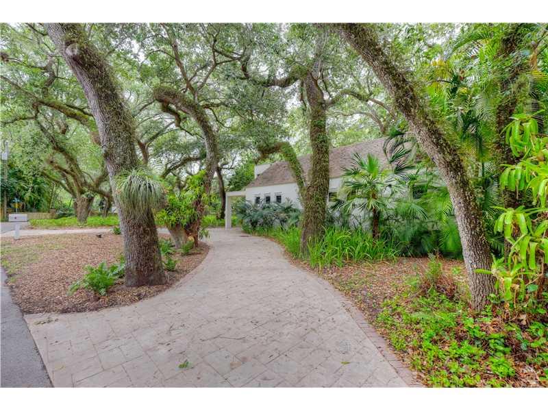 MCKEAN OAKS - Residential