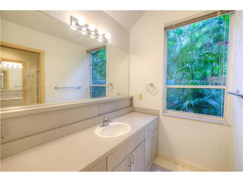MCKEAN OAKS - Residential