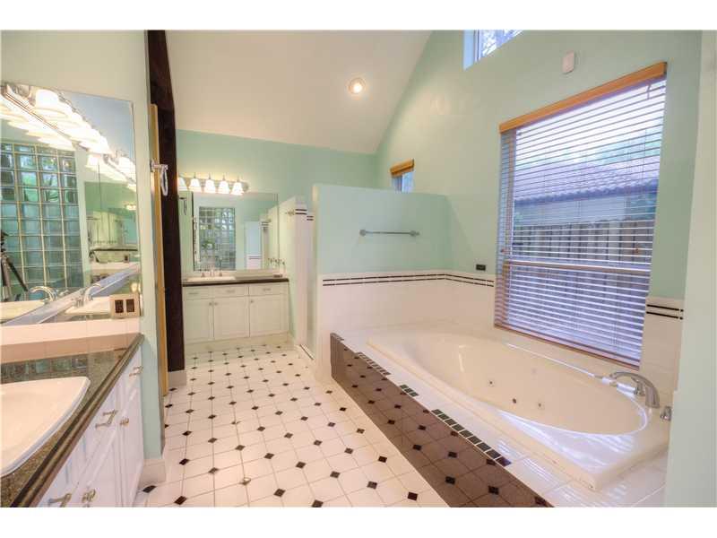 MCKEAN OAKS - Residential