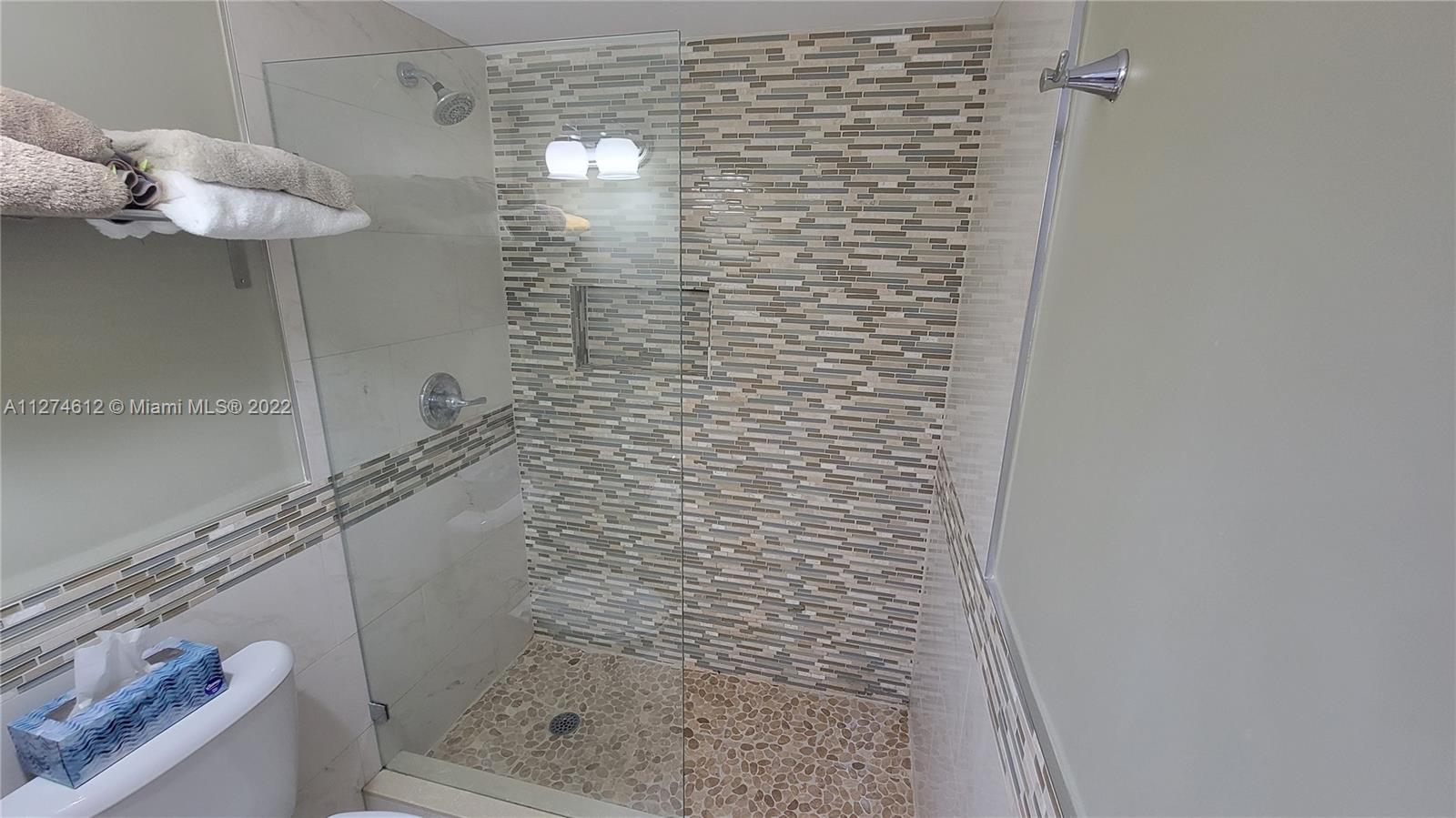 HILLCREST EAST 22 - Residential