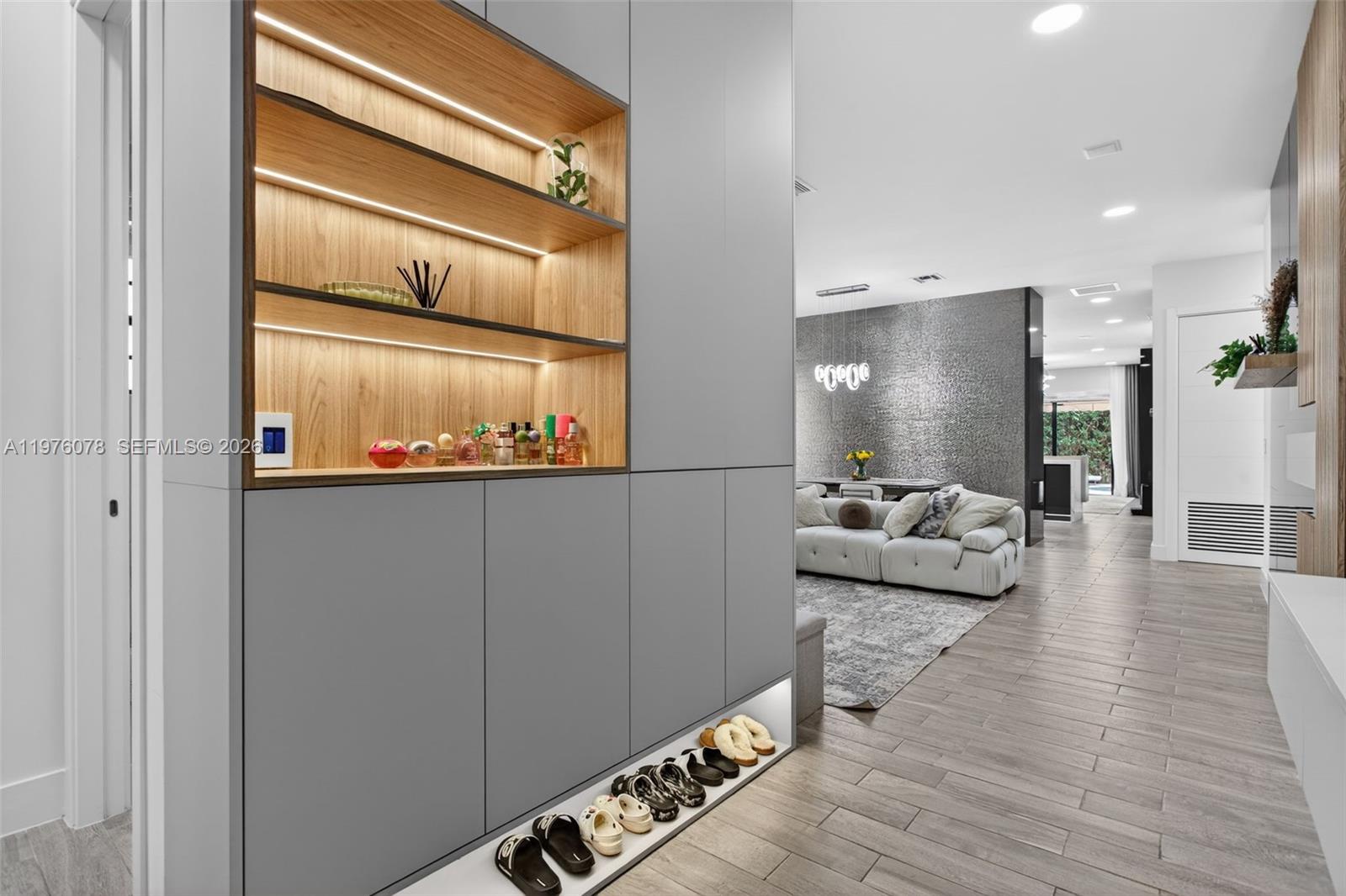 PARKLAND VILLAGE REPLAT O - Residential