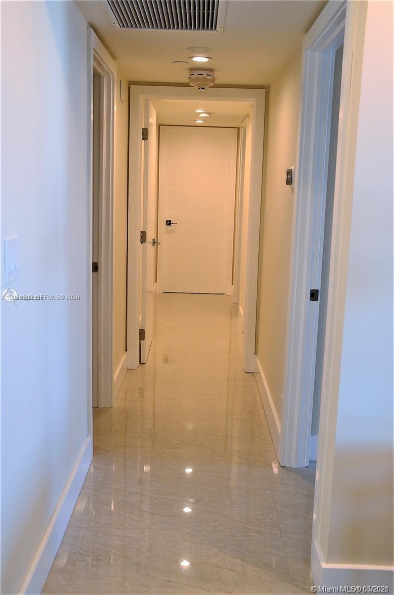 TURNBERRY ISLE CONDO - Residential Lease
