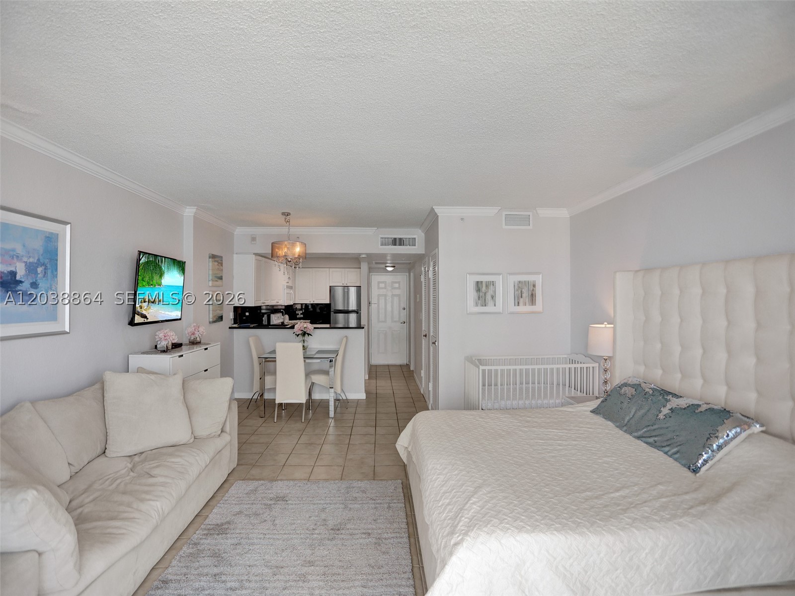 WAVE CONDO - Residential
