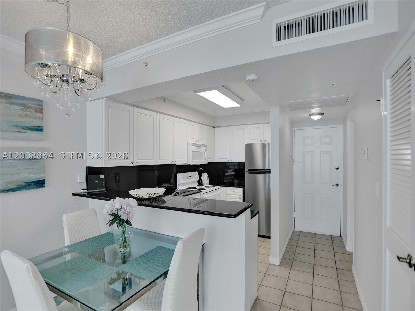 WAVE CONDO - Residential