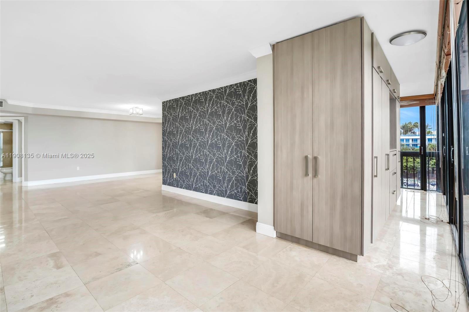 BRICKELL BAY CLUB CONDO - Residential Lease
