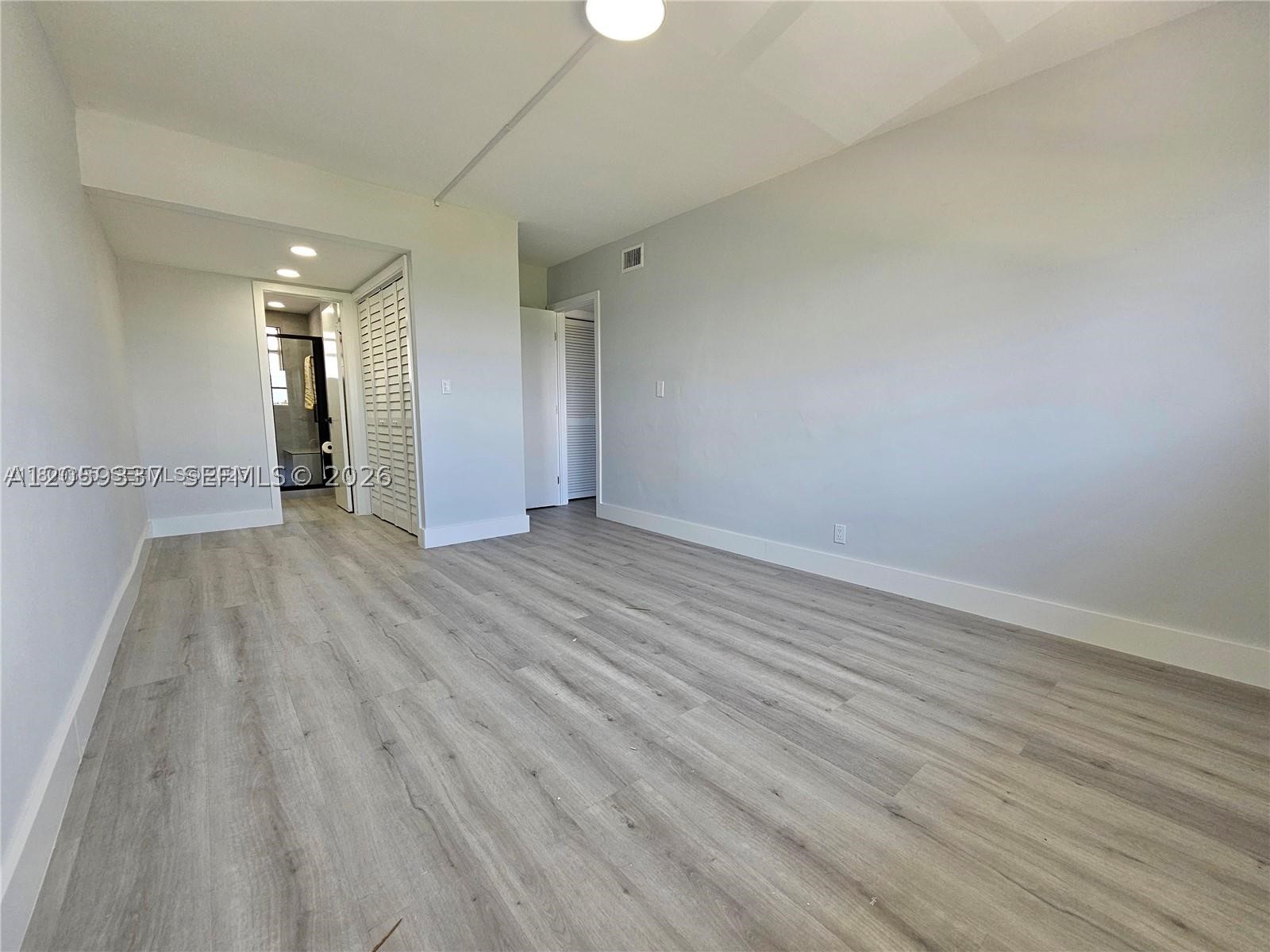 PARK SOUTH SEVEN INC COND - Residential