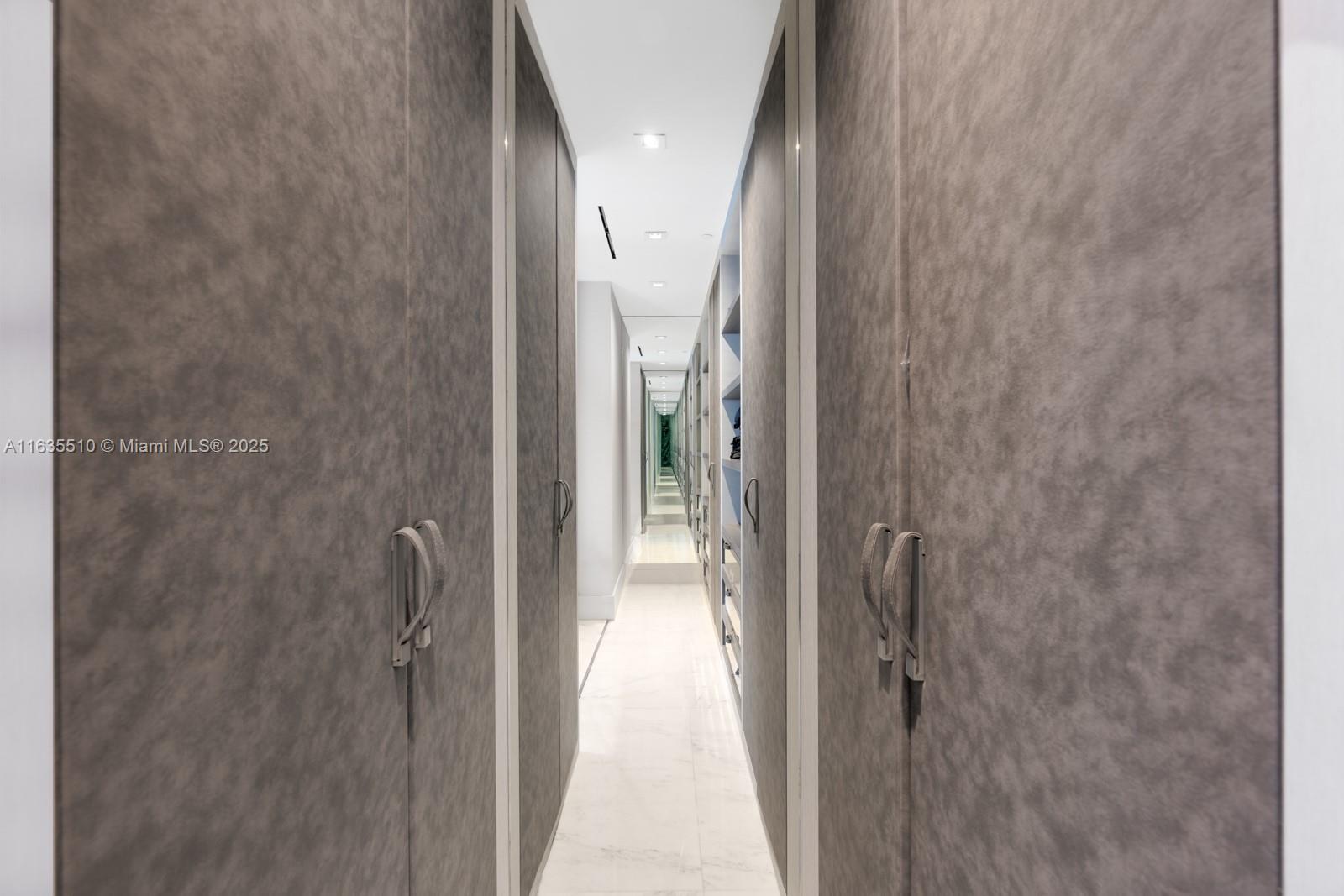 MUSE CONDO - Residential