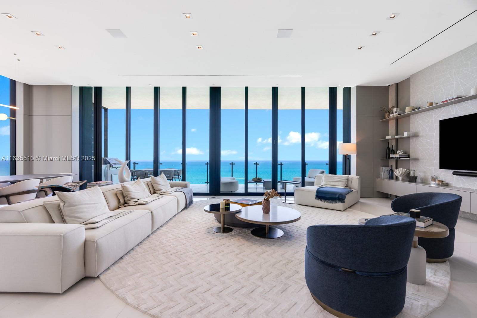 MUSE CONDO - Residential