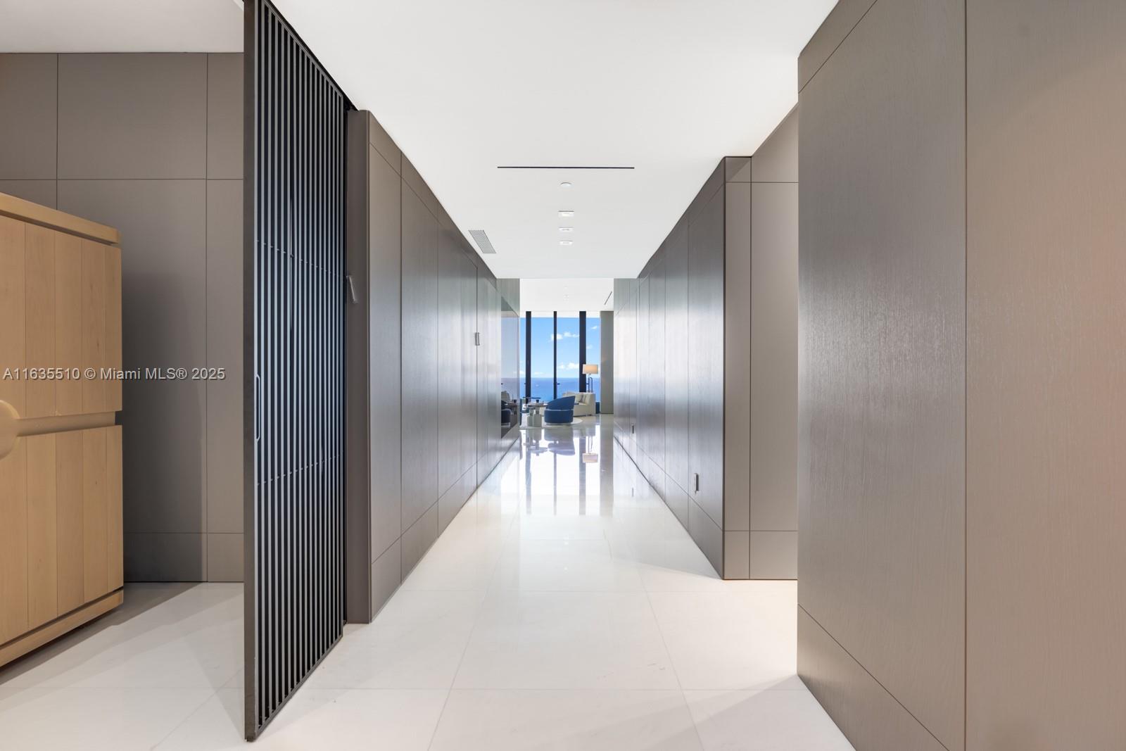 MUSE CONDO - Residential